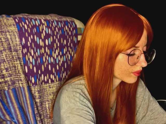 -LisaMeow-'s BongaCams show and profile