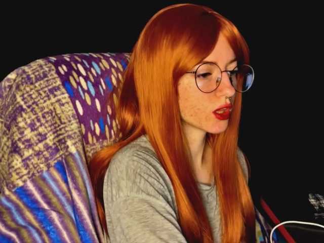 -LisaMeow- – webcam model profile photo