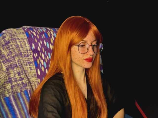 -LisaMeow-'s BongaCams show and profile