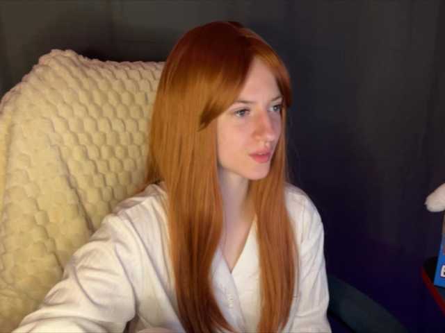 -LisaMeow-'s BongaCams show and profile