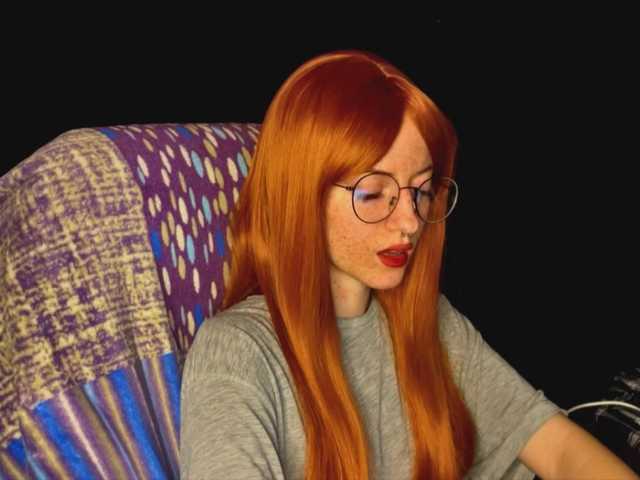 -LisaMeow- – webcam model profile photo