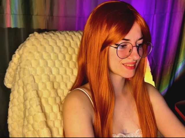 -LisaMeow-'s BongaCams show and profile