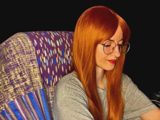 -LisaMeow-'s BongaCams show and profile