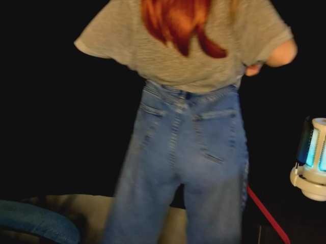 -LisaMeow-'s BongaCams show and profile