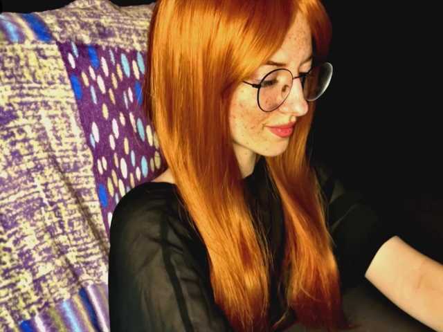 -LisaMeow-'s BongaCams show and profile