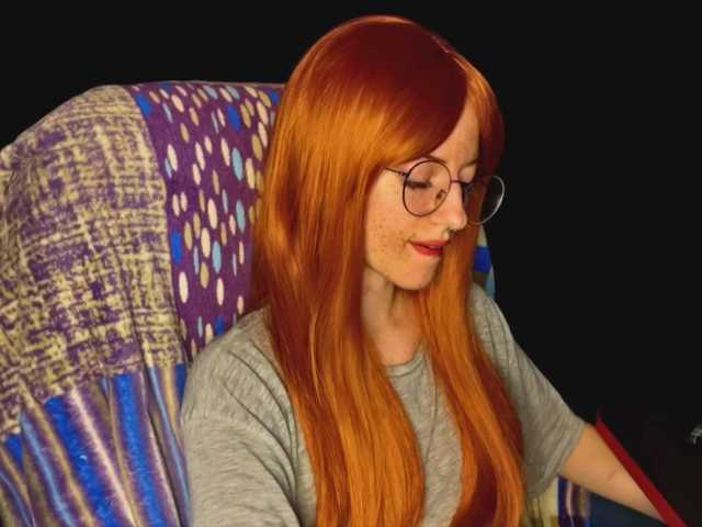 -LisaMeow-'s BongaCams show and profile