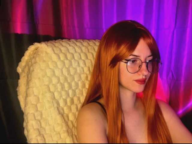 -LisaMeow-'s BongaCams show and profile