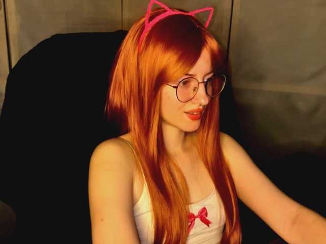 -LisaMeow-'s BongaCams show and profile