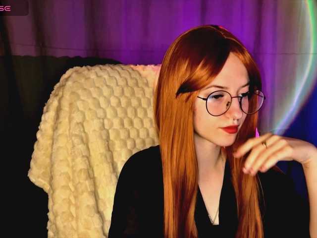 -LisaMeow-'s BongaCams show and profile