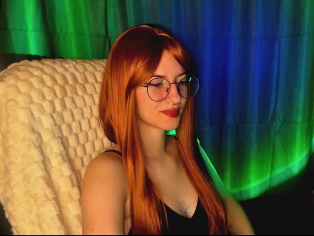 -LisaMeow-'s BongaCams show and profile