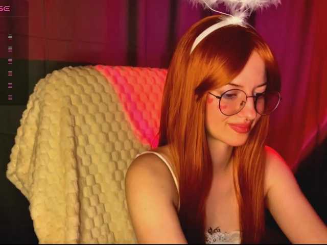 -LisaMeow-'s BongaCams show and profile