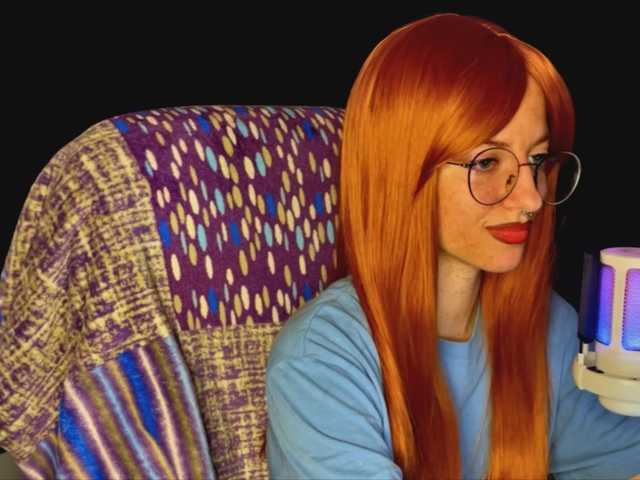 -LisaMeow-'s BongaCams show and profile