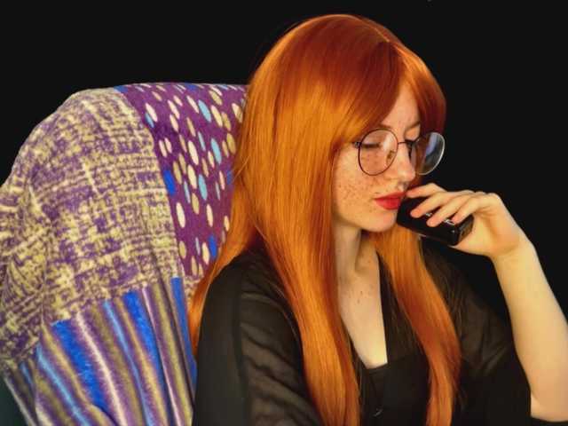 -LisaMeow-'s BongaCams show and profile