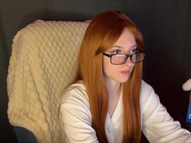 -LisaMeow-'s BongaCams show and profile