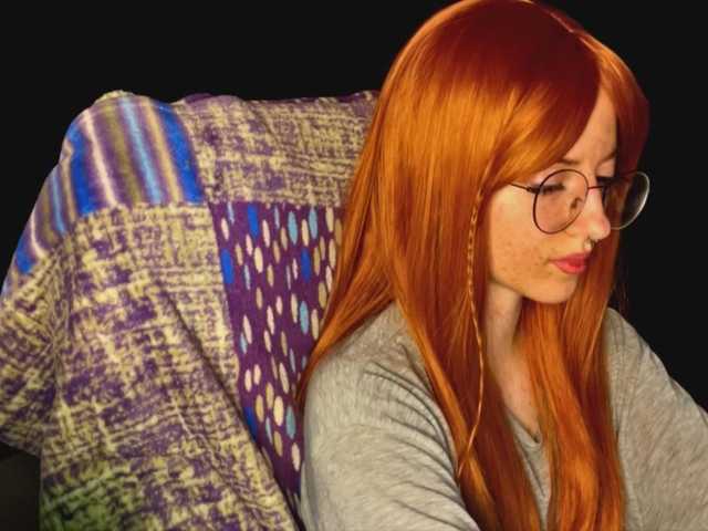 -LisaMeow-'s BongaCams show and profile