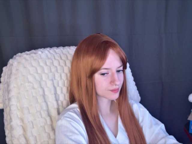 -LisaMeow-'s BongaCams show and profile