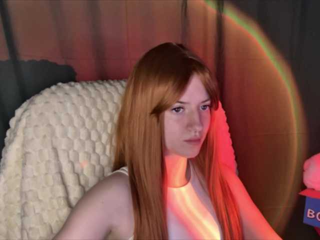 -LisaMeow-'s BongaCams show and profile