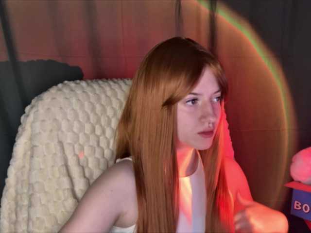 -LisaMeow-'s BongaCams show and profile