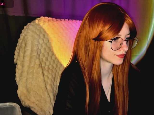 -LisaMeow-'s BongaCams show and profile