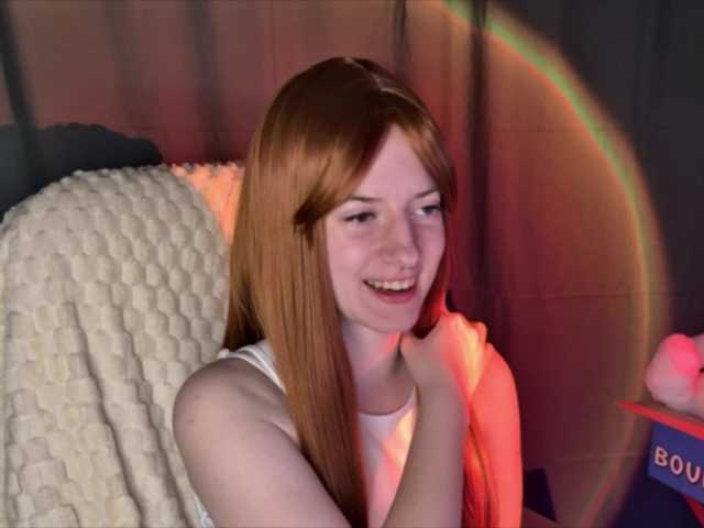 -LisaMeow-'s BongaCams show and profile