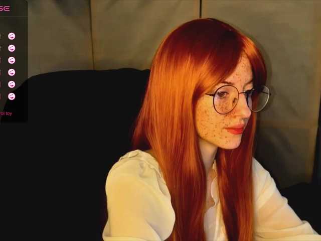 -LisaMeow-'s BongaCams show and profile