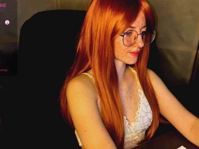 -LisaMeow-'s BongaCams show and profile