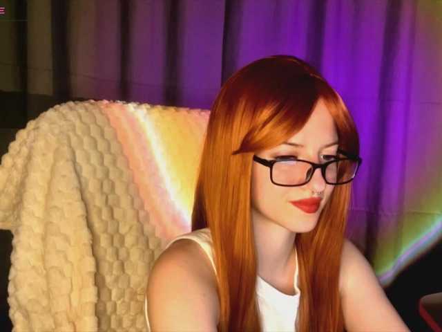 -LisaMeow-'s BongaCams show and profile