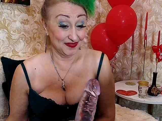 SaraSmith Live Webcam on BongaCams
