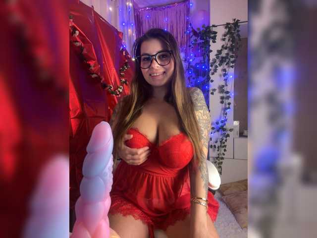 ELIZABETH-PLANET's BongaCams show and profile