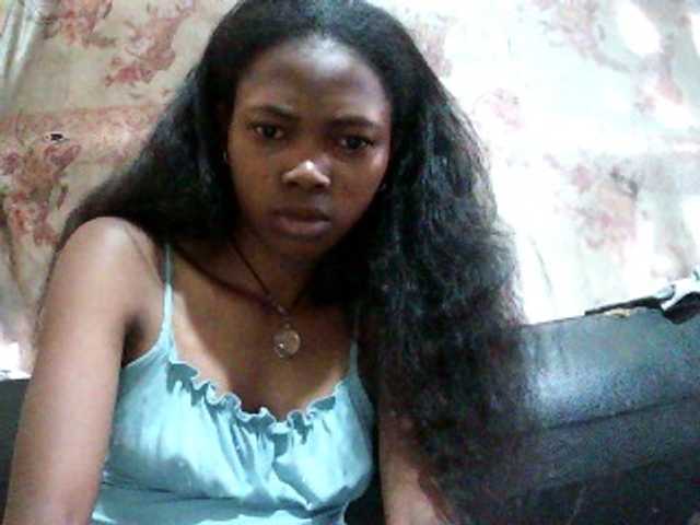 chrispriscilla's BongaCams show and profile