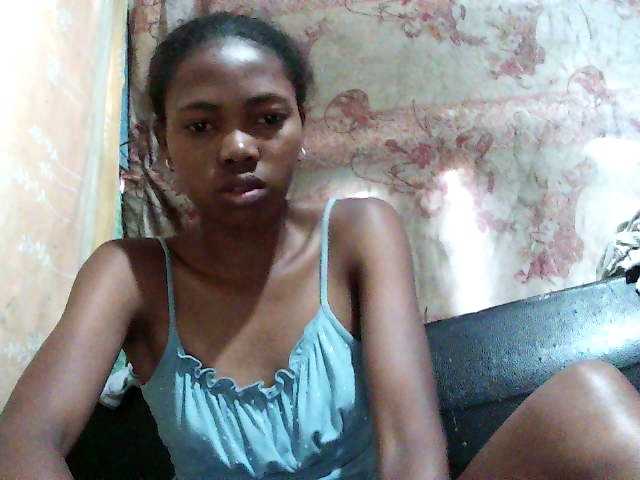 chrispriscilla's Thumb Image