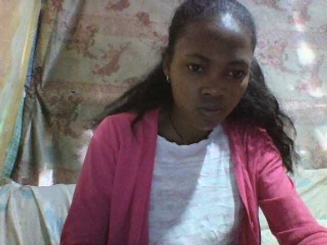 chrispriscilla's BongaCams show and profile