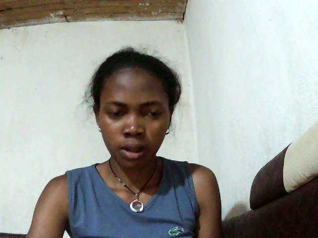 chrispriscilla's Thumb Image