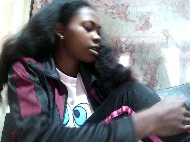 chrispriscilla's BongaCams show and profile