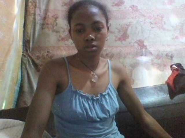 chrispriscilla – webcam model profile photo