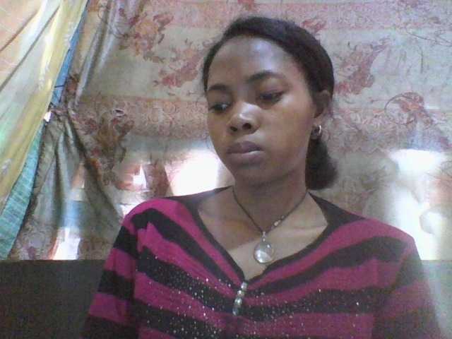 chrispriscilla's BongaCams show and profile