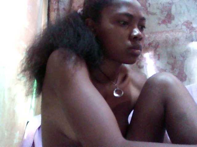 chrispriscilla's Thumb Image