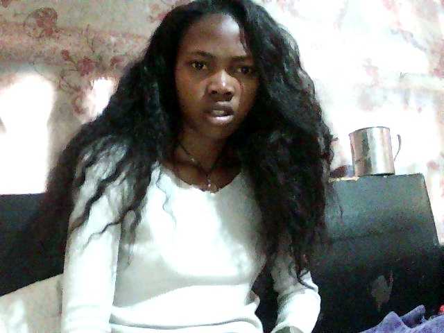 chrispriscilla's BongaCams show and profile