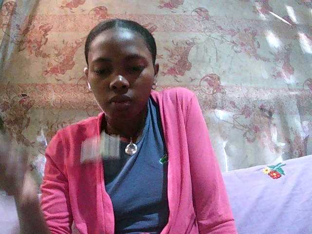 chrispriscilla's BongaCams show and profile