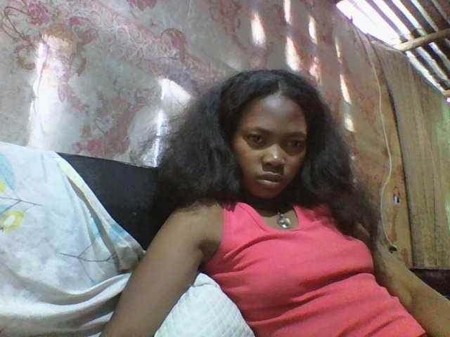 chrispriscilla's BongaCams show and profile