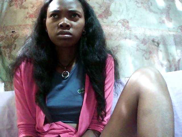 chrispriscilla's BongaCams show and profile