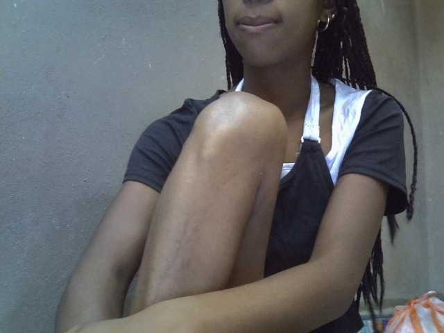 chrispriscilla's BongaCams show and profile