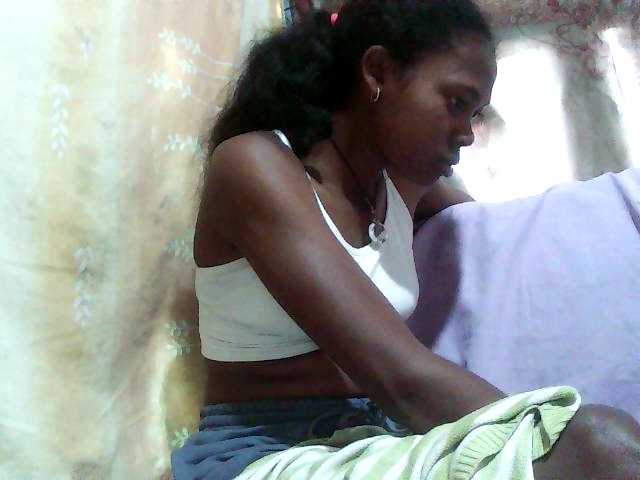 chrispriscilla's BongaCams show and profile