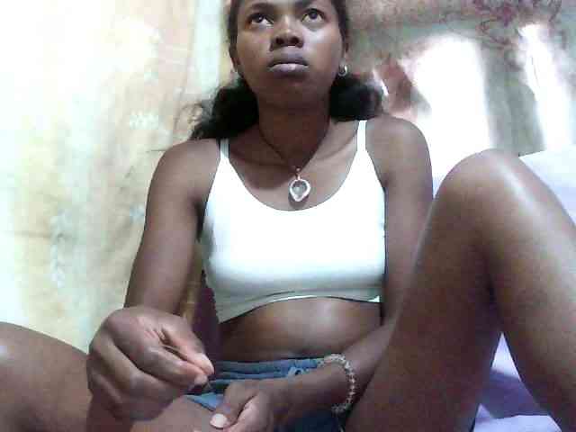 chrispriscilla webcam