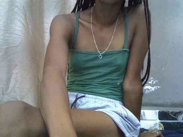 chrispriscilla webcam