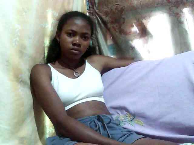 chrispriscilla webcam