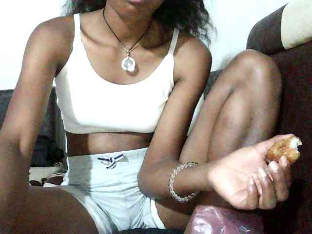 chrispriscilla webcam