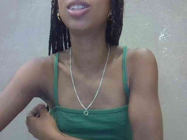 chrispriscilla webcam