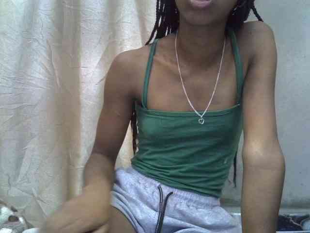 chrispriscilla webcam