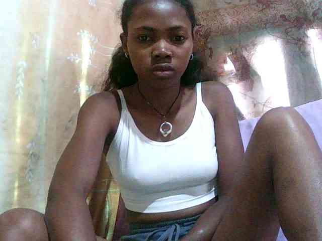 chrispriscilla webcam